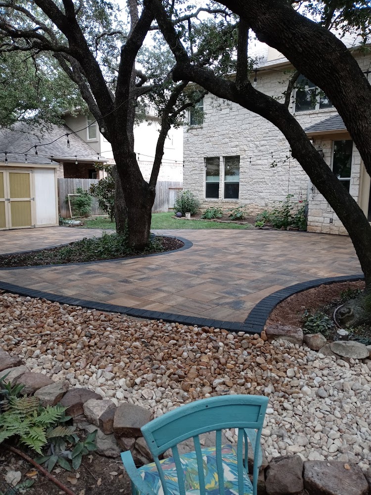 Leiva landscaping